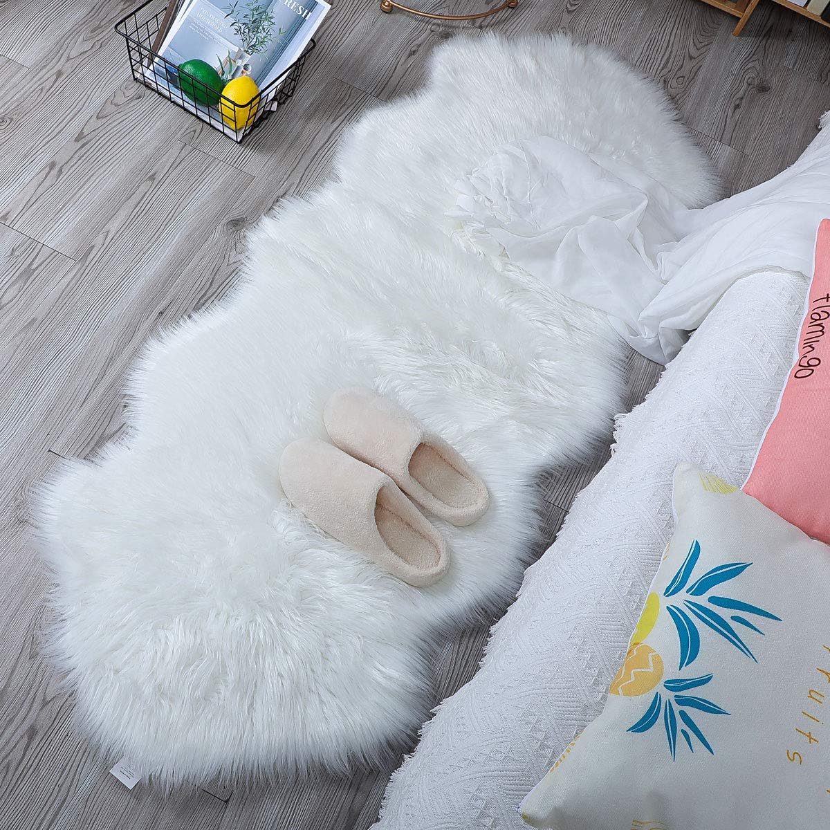 Faux Sheepskin Rug Ivory White Sheep Foot Door Mat Rug 2ft x 3ft