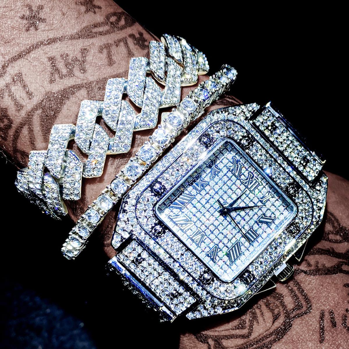 Iced Out Women Watches Bracelet Gold Ladies Wrist Watches Luxury AAA+  Rhinestone Cuban Link Chain Bracelet