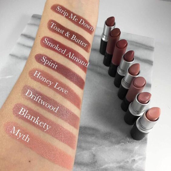 Pack of 12 Matte Lipsticks – Highly Pigmented, Smooth Texture & Long-Lasting Matte Finish | Multicolor Lip Shades for Bold & Professional Makeup Looks