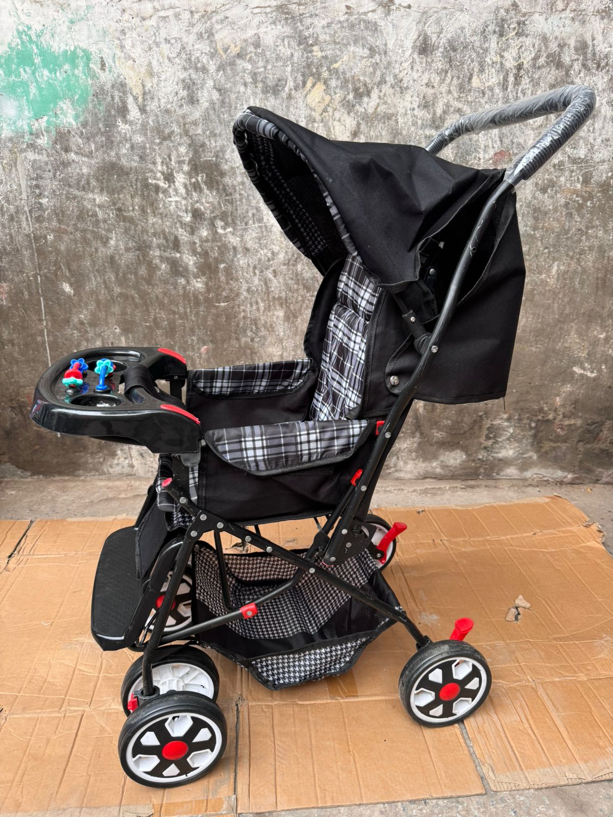 Food Tray Foldable Baby Stroller Pram For Newborn  Blue color with  6 Big Tyres