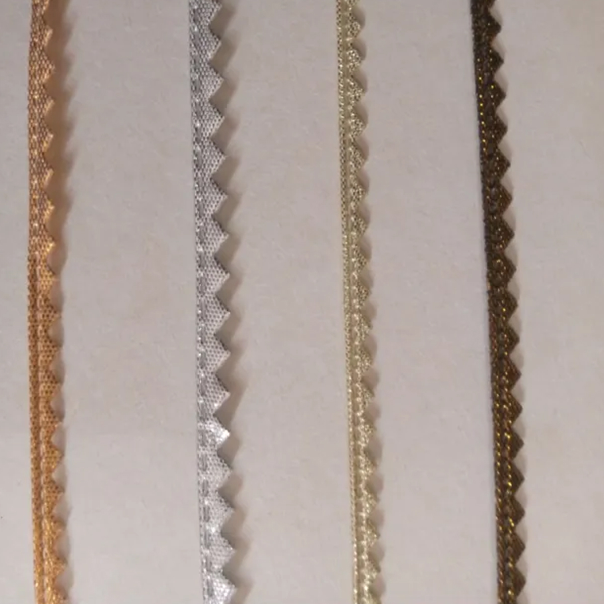 zero size samoosa lace gotta 10 yards /gaz laces for clothes /fancy lace / lace for dress