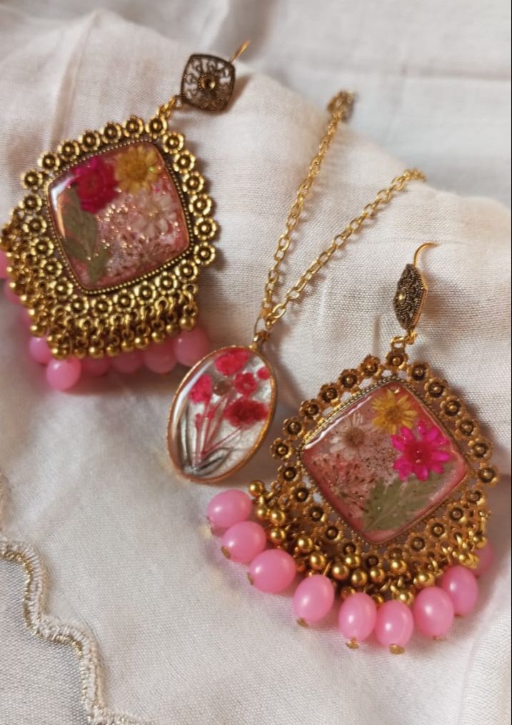 Resin Earrings and Pendant Set, Antique Style Handmade Jewelry, Bridal & Party Wear Resin Jewelry Set for Women
