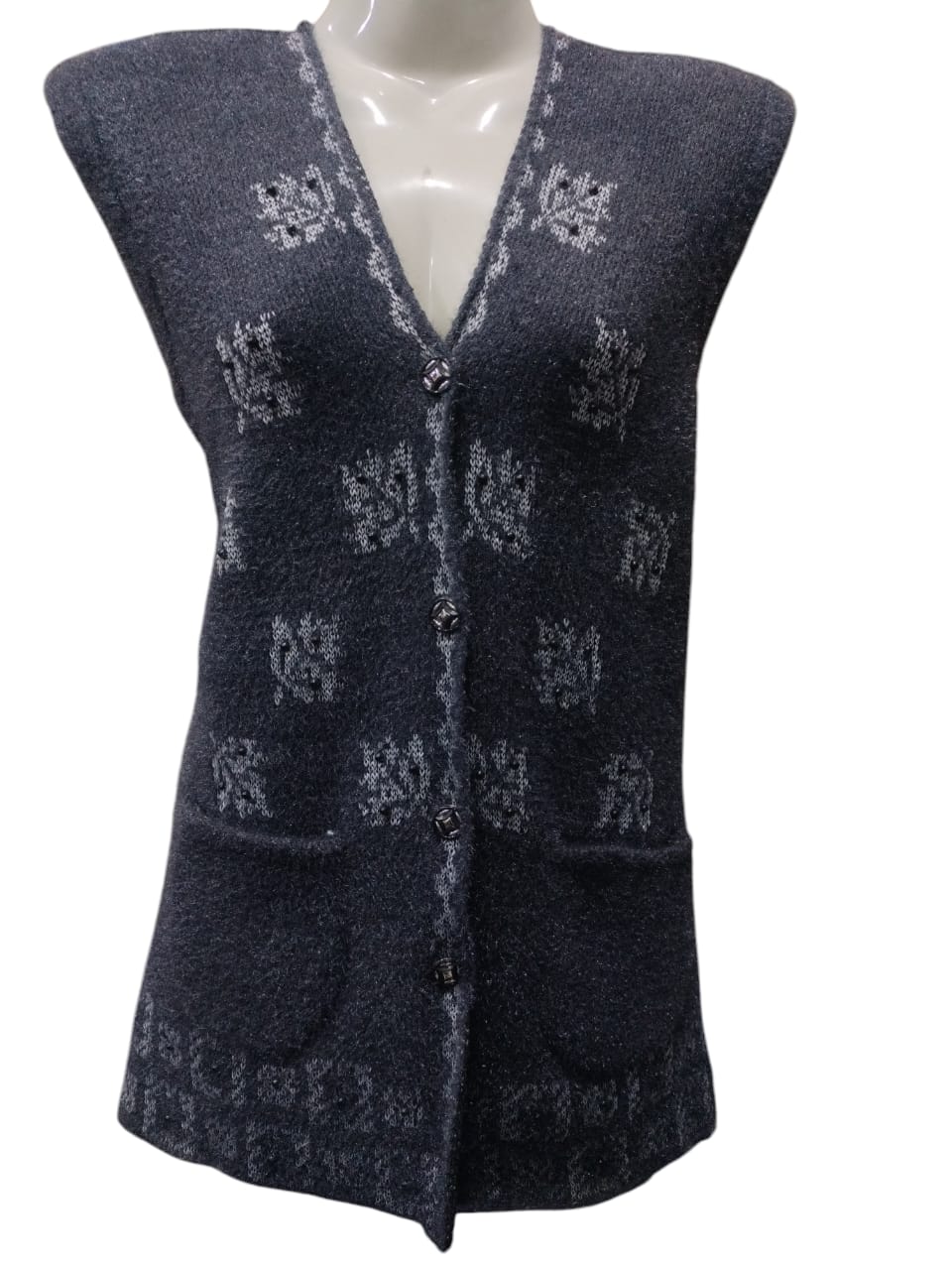 Laddies   sweaters  in crystal wool