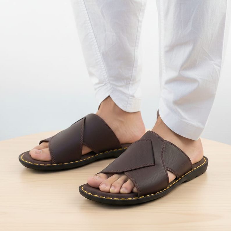 Slippers for Men Summer Breathable Materials Casual Comfort Style Multi-Color Available