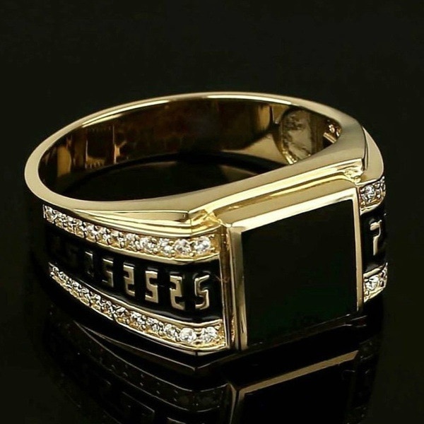 Classic Men Ring Fashion Metal Gold Color Inlaid Black Stone Zircon Punk Rings for Men Engagement Wedding Jewelry