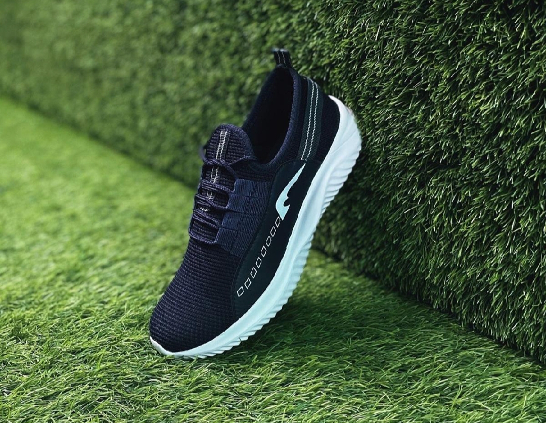 Latest Trendy Casual Sneakers For Men -Shoes For Men - Sneakers For Boys - Breathable Running  JYM Joger Shoes - Mens Shoes