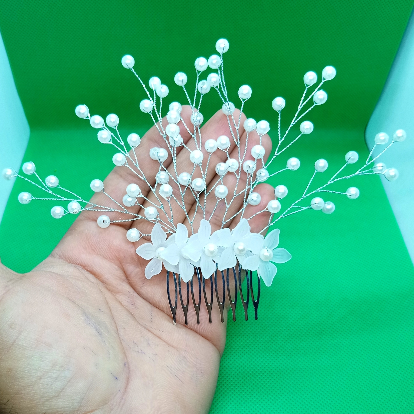 Bridal Wedding Hair Comb For Women Handmade Crystal Flower Design With Pearl Detailing Hair Accessory