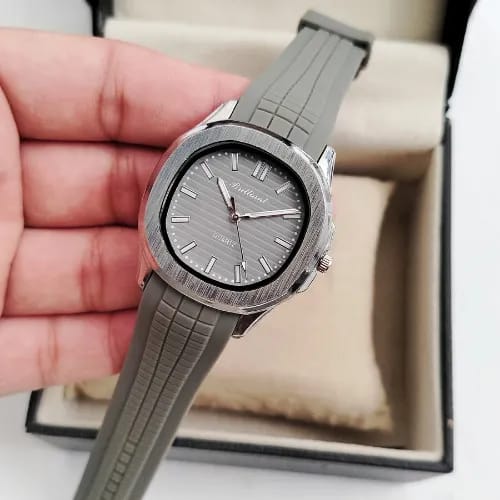 Square Dial Watch With Rubber Strap For Men And Boys High Quality Modern Design Wrist Watch Stylish Gift