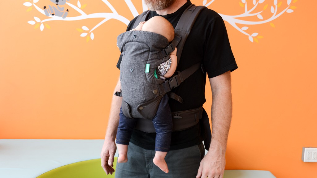 Infantino baby carrier (used)