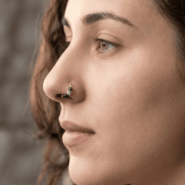 Nose Ring with Random Color Beads Stylish Fashion Nose Jewelry for Women & Girls Elegant Daily & Party Wear