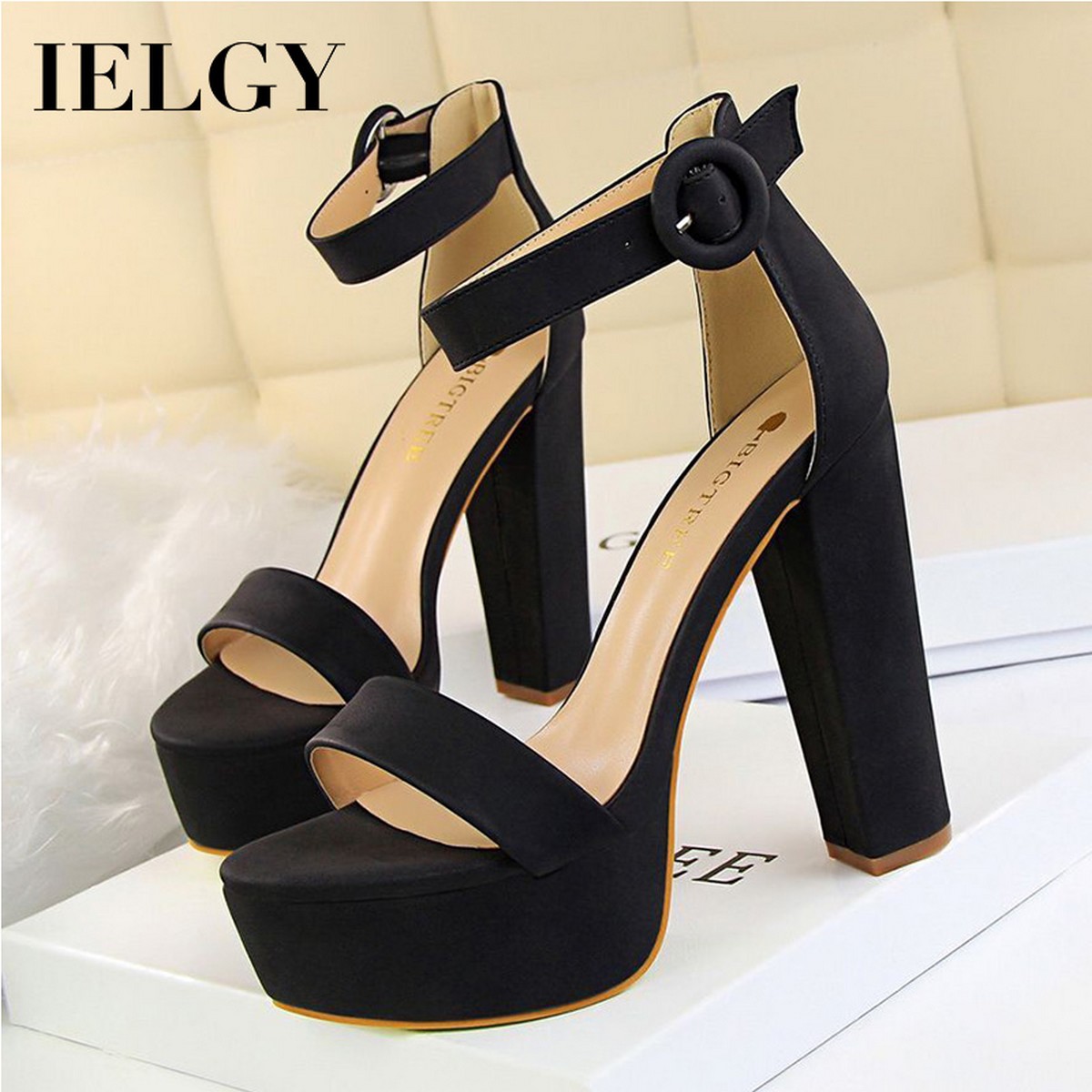 IELGY European and American style thick heel super thin high heels women's  shoes waterproof platform open toe belt buckle sandals: Buy Online at Best  Prices in Pakistan | Daraz.pk