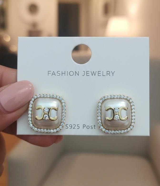 Korean Jewellery 925 Earings | Earring For Girls Stylish Simple Luxury Small Exquisite and Elegant Style Diamond Earrings New French Earrings Jewellery For Girls