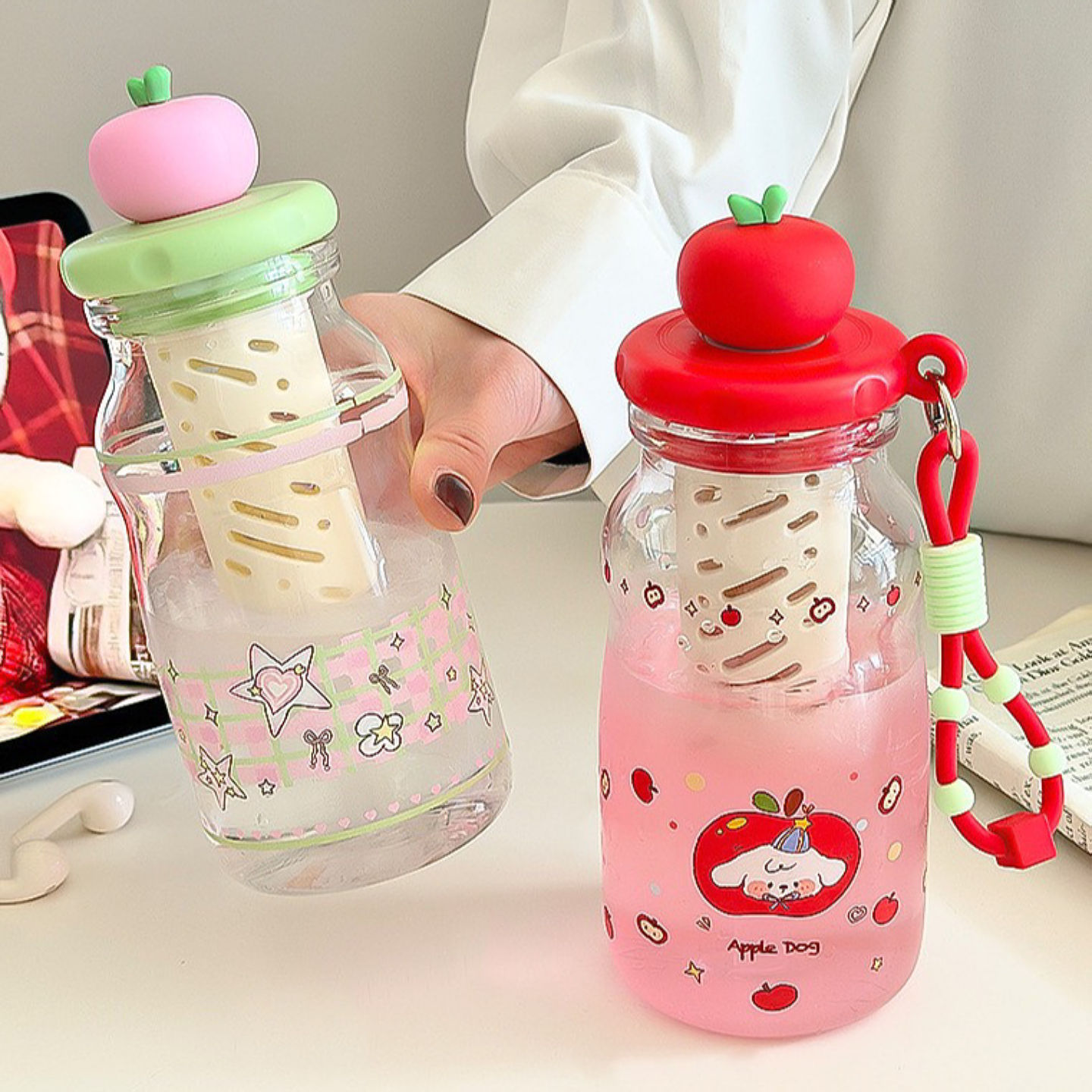 600ML Cute Cartoon Apple Water Bottle for Kids Girls Boys | Food-Grade BPA-Free Leakproof Plastic Sipper Bottle with Straw & Tea Infuser, Portable Strap Drinking Bottle for School, Travel, Picnic & Daily Use Multi Color