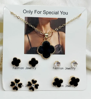 Imported Stainless Steel Gold Clover Jewellery Necklace Earring Set for girls black clover white clover double sided black clover elegant and unique