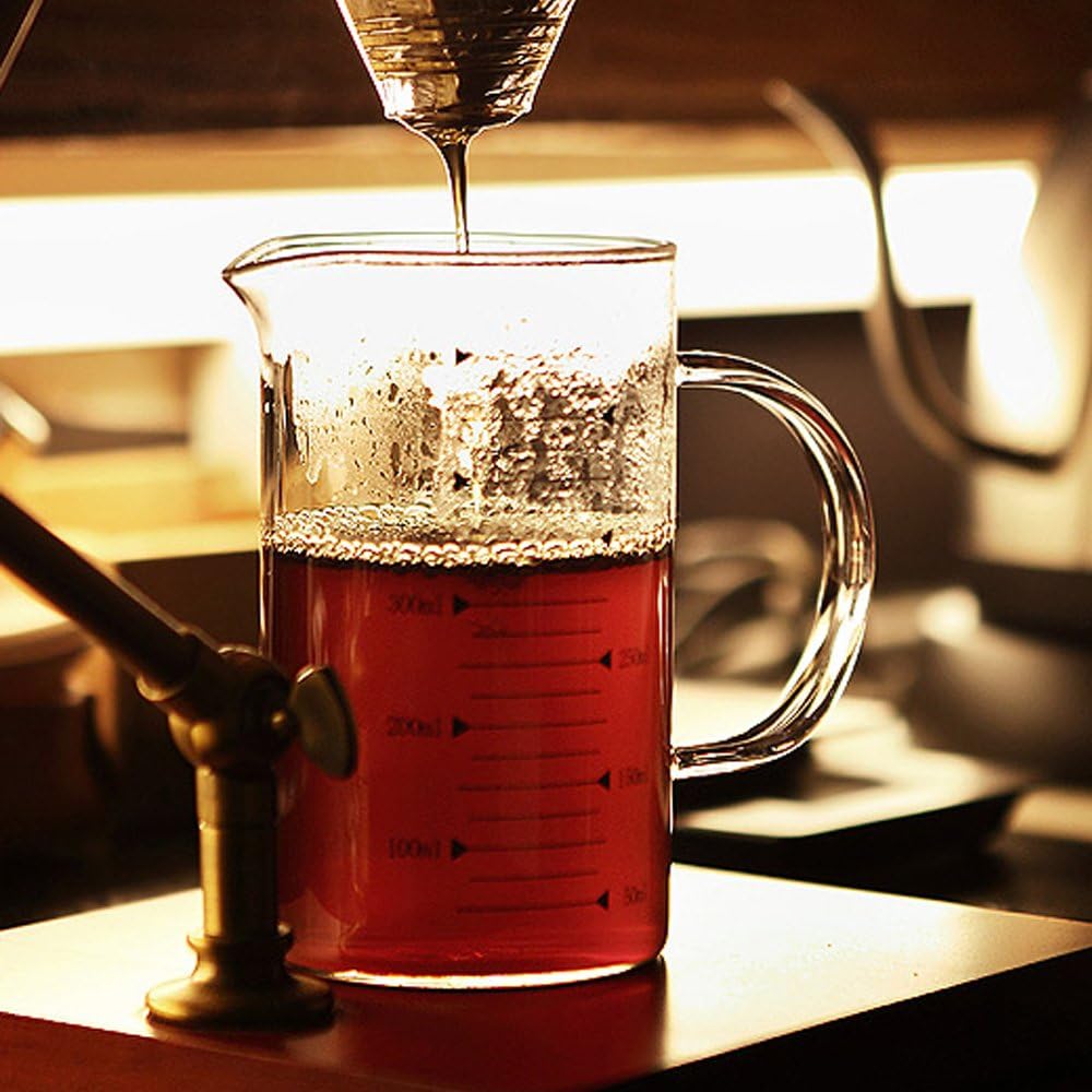 Borosilicate Measuring Glass Jug With Handle &Amp; Wooden Lid 350Ml