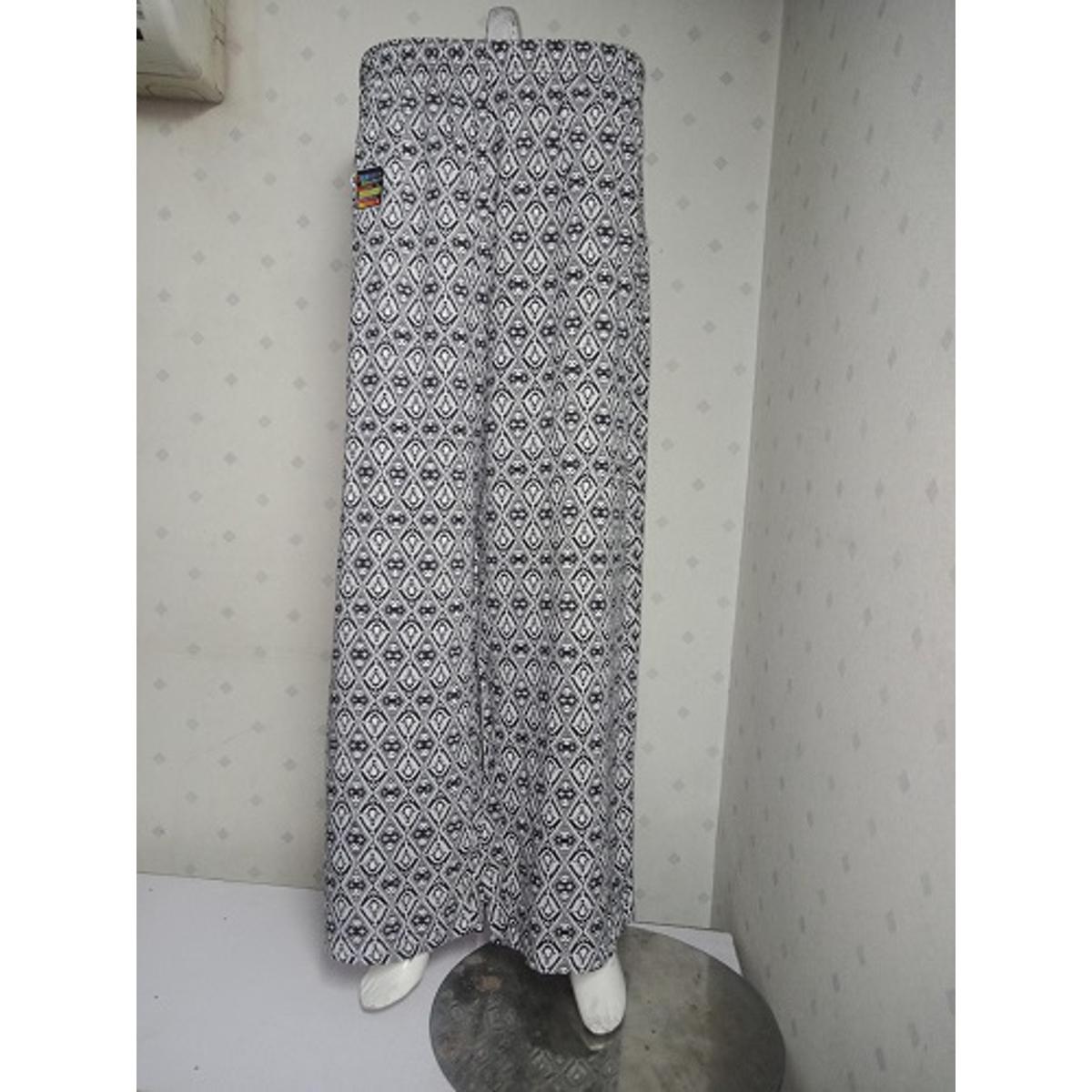Rufa, Ladies Printed Trousers and pants for all seasons, black and white, cotton blend soft fabric