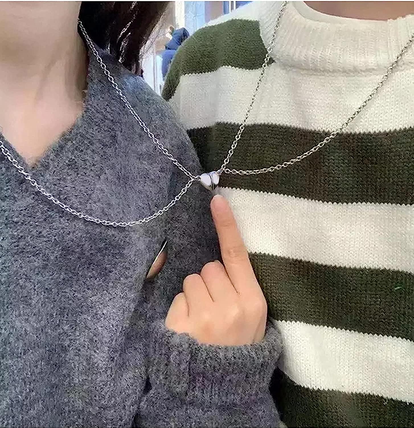 Silver 2pcs magnetic heart necklace for couple Girls/Boys