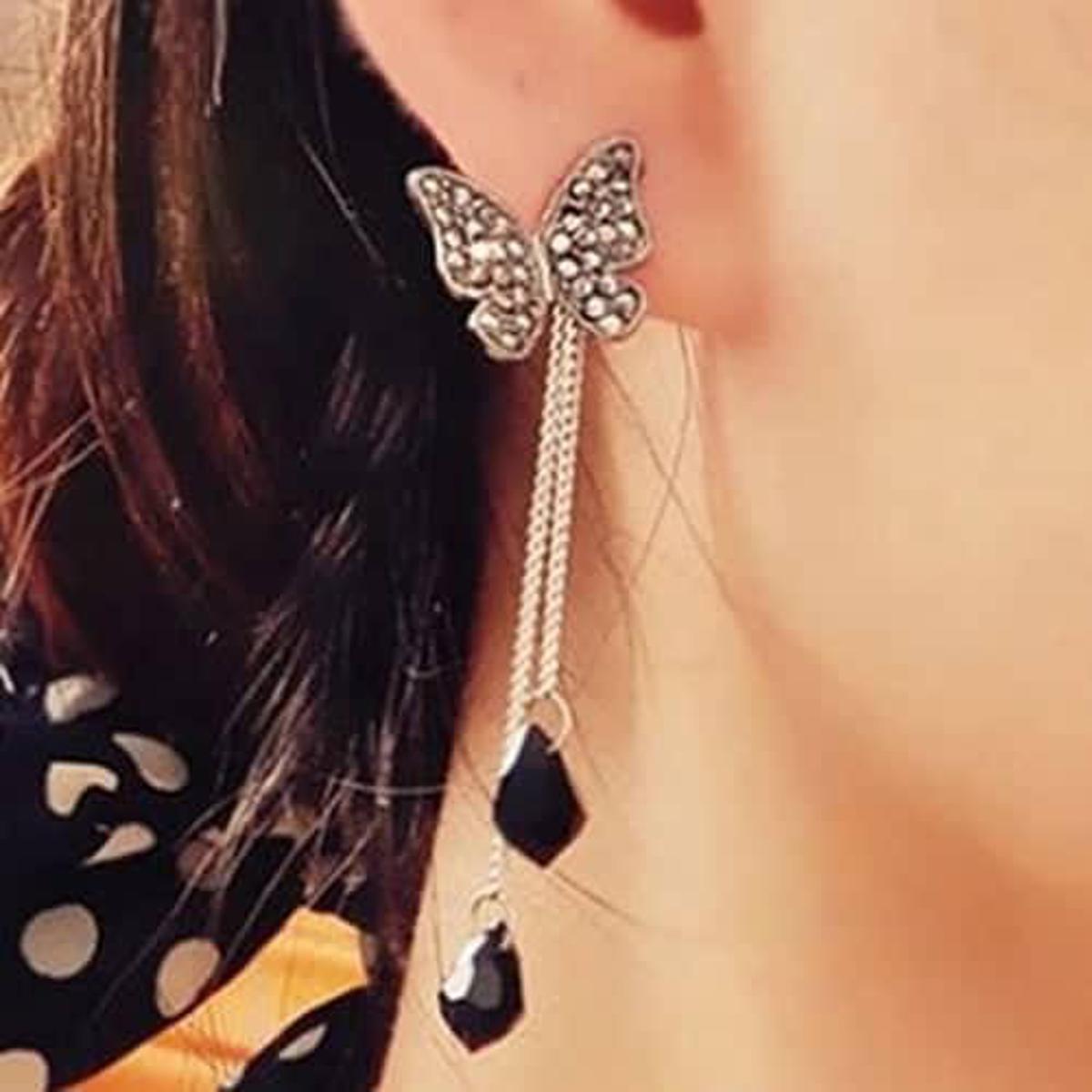Stylish Girls Buterfly Long Chain Earrings Hot Korean Fashion Women JewelleryStud Earring
