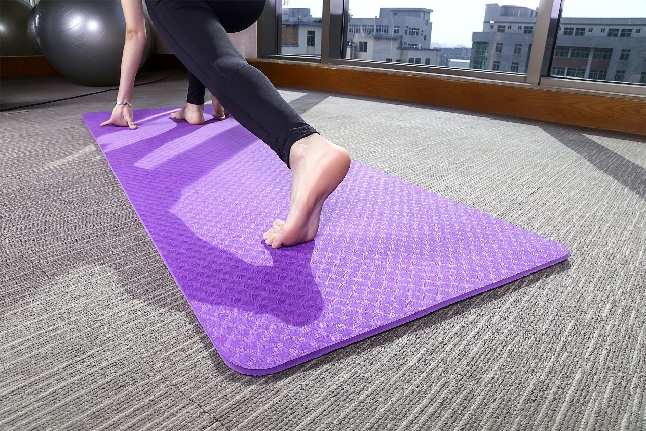 Yoga mat, anti tear anti slip exercise mat, non slip eco friendly 6mm high density thick yoga mat for home and gym pilates and workouts, multipurpose multifunction yoga mat for men and women with carrier strap
