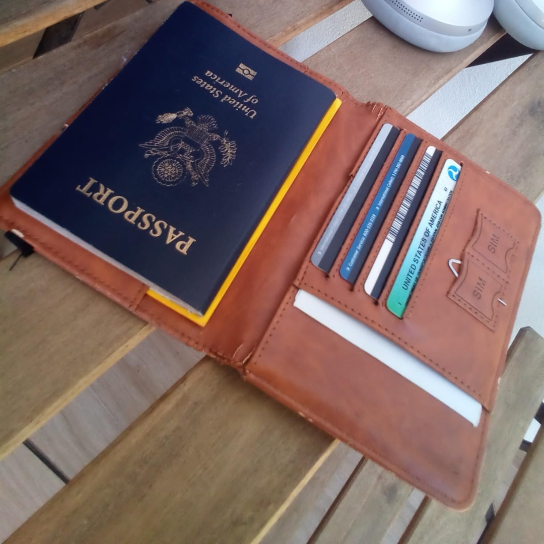 LEATHER PAKISTAN PASSPORT HOLDER WITH CARD HOLDER  Card Holder Case - PASSPORT COVER