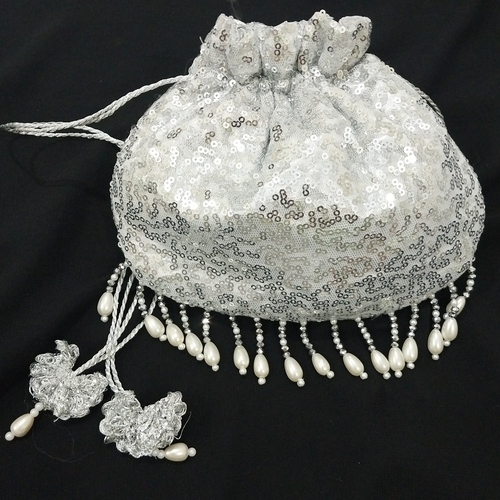 SHINY fancy potly clutch with pearl tassels