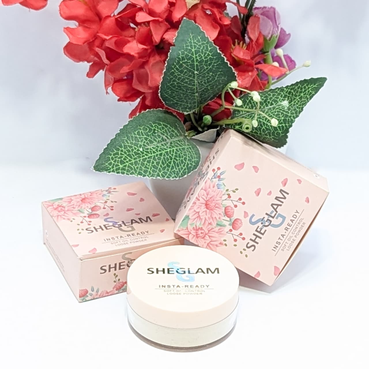 SHEGLAM Loose Powder Lightweight Setting Powder Natural Matte Finish Oil Control Face Powder Long Lasting Makeup Setting Powder