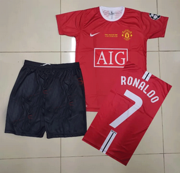 Manchister United 2008 AIG Football Kit for Kids C Ronaldo - 5-14 years SPORTS PLANET
