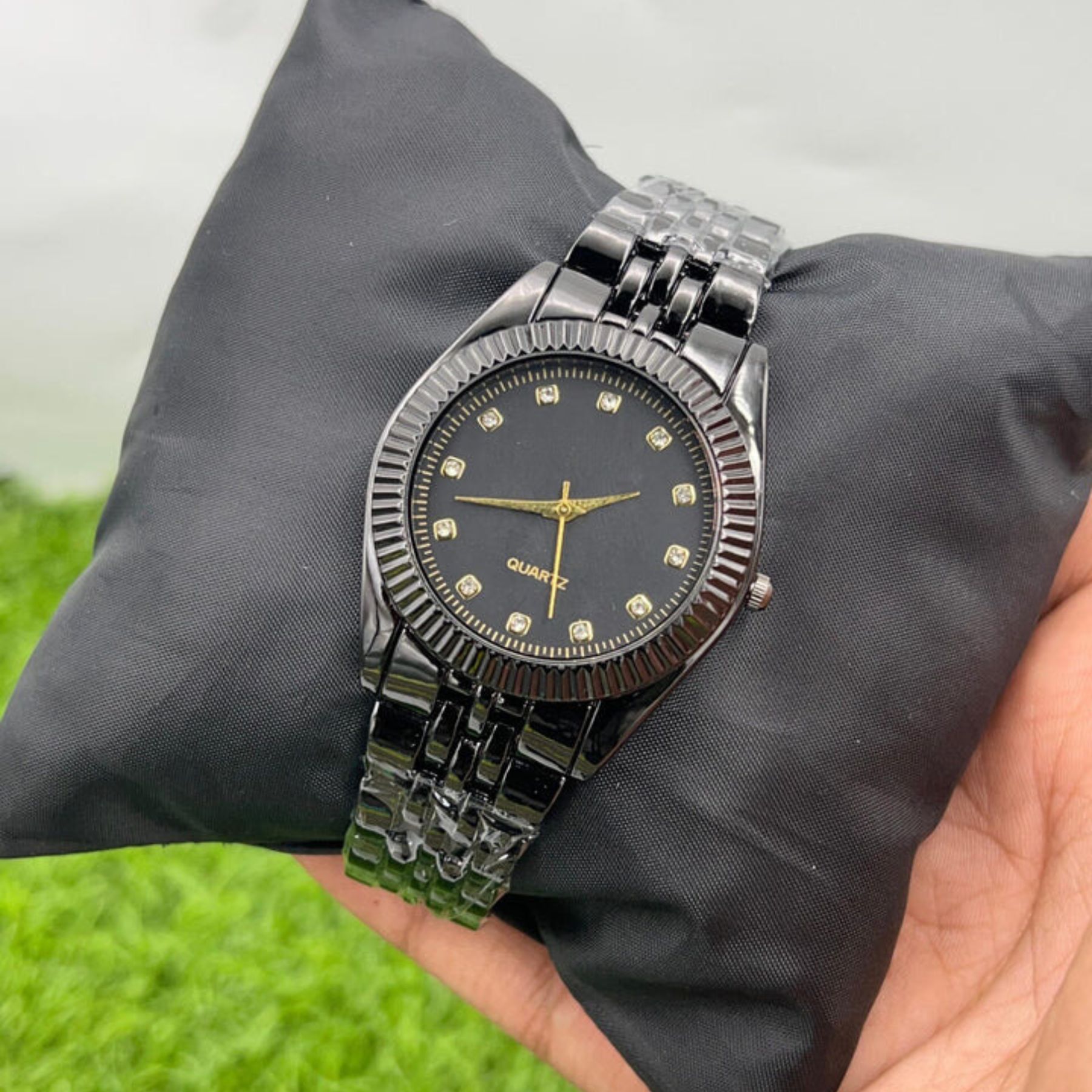 Bin-b Nautilus Watch for Men Stainless Steel Strap Quartz Watch Business and Ultra Thin Style Multiple Colors