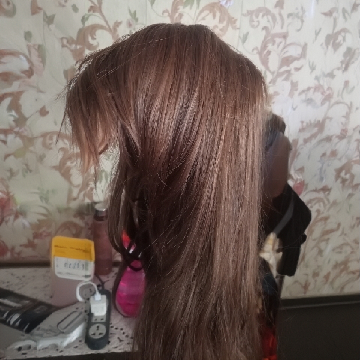 Imported quality Full head wig for women, hair wig g-golden colour