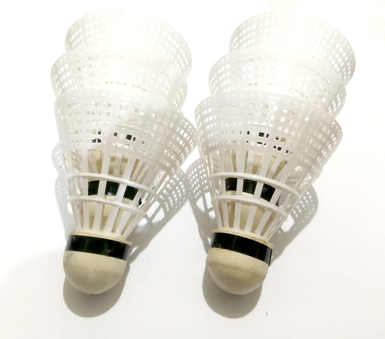Pack of 6- Badminton Shuttlecocks - Plastic