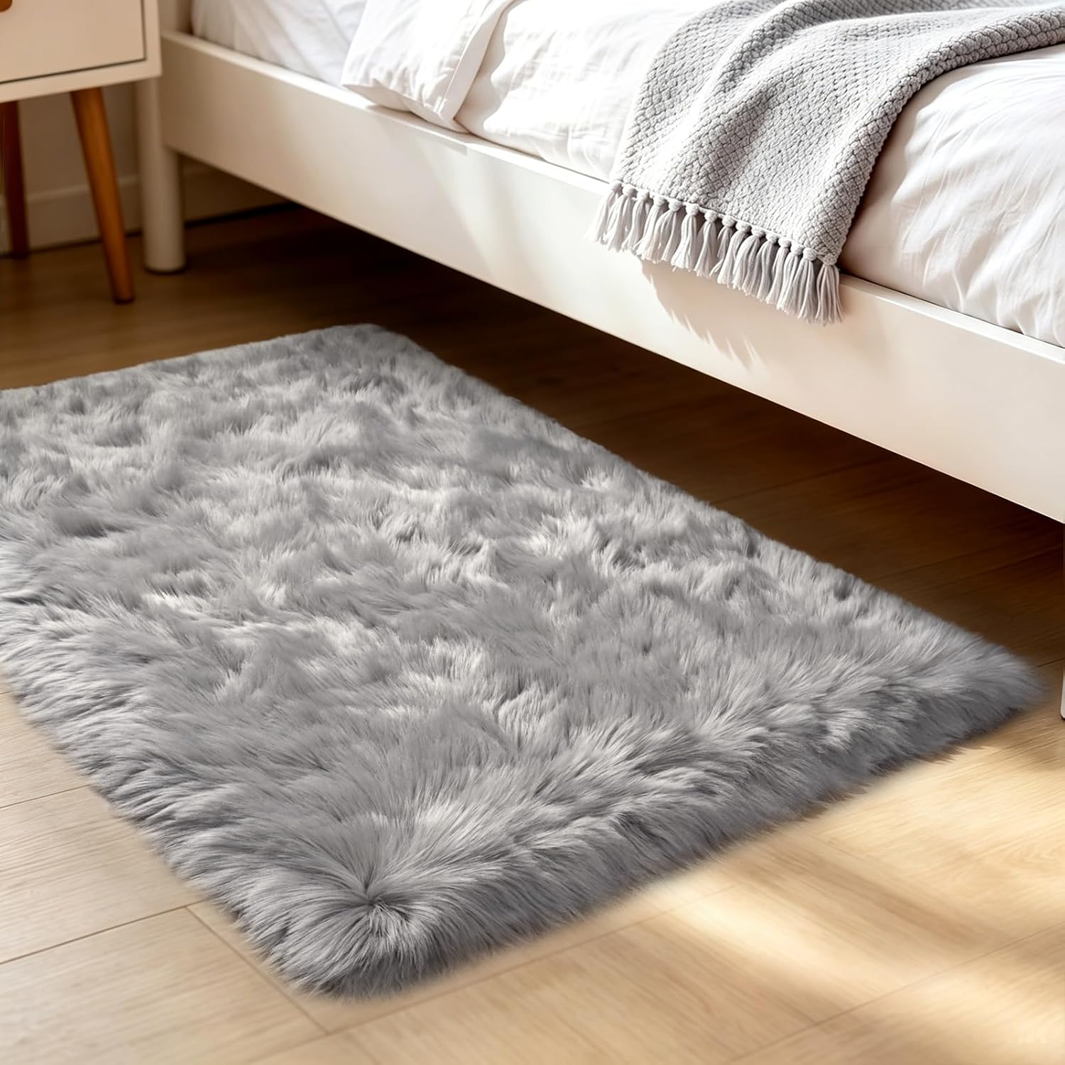 Soft Fluffy Faux Fur Rugs for Bedroom Bedside Rug, Washable, Furry Sheepskin Area Rug for Living Room Girls Room, Luxury Shag Carpet Home Decor, Pink 16X24 Inch