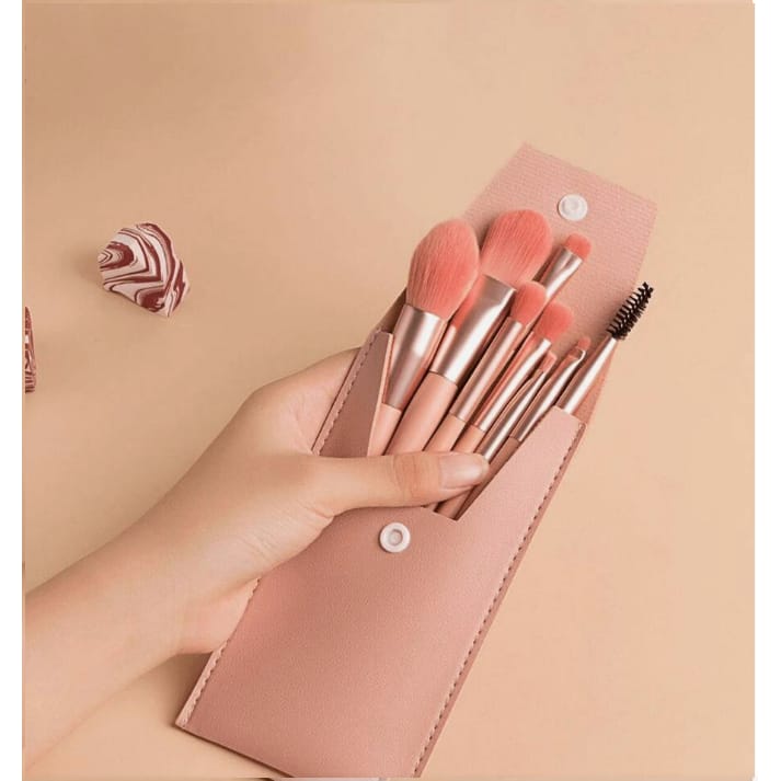 Julystar  8 Pcs Makeup Brush Set Random Colors