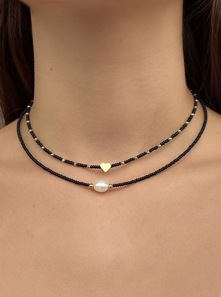 Elegant 2-Layered Black Pearl Bead Choker Necklace for Women - Gold Heart & White Pearl Pendant Layered Neckpiece - Aesthetic Fashion Jewelry