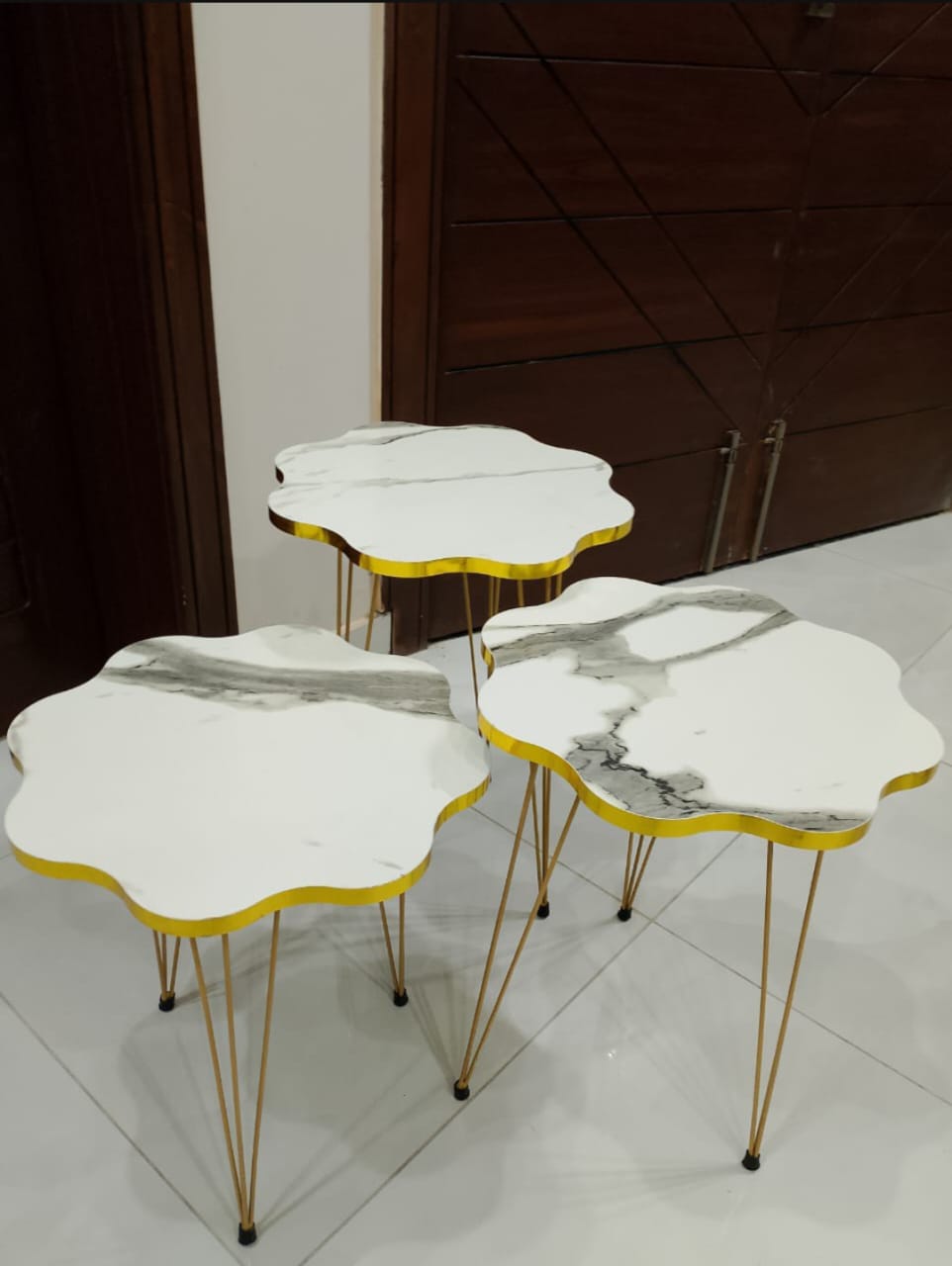 1 Pcs / Set of 3 Round Coffee Table HIGH Gloss Nesting End Tables - Round Wood Stacking Coffee Side Accent Tables with Metal Legs for Living Room, Home Office, Nightstands for Bedroom, Sturdy Easy Assembly - 3 Piece Modern Nesting Table Living Room