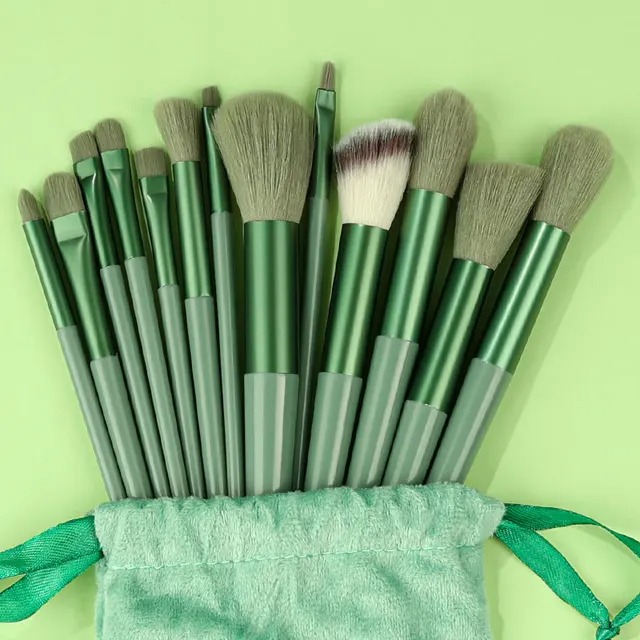 13 Pcs Makeup Brush Set – Soft Hair Brushes for Loose Powder, Eyeshadow, and Face Makeup – Professional Quality Cosmetic Tools