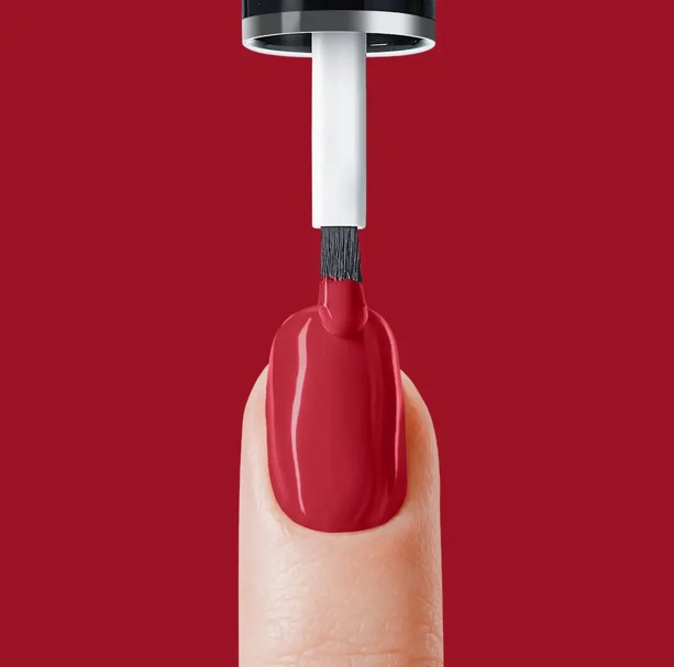 OnColour Nail Polish with Shiny colour coverage technology