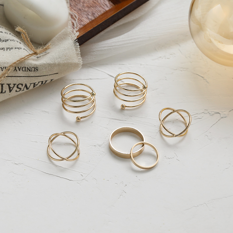 Original Design Round Hollow Geometric Rings Set for Women Fashion Ring -  China Rings and Silver Ring price