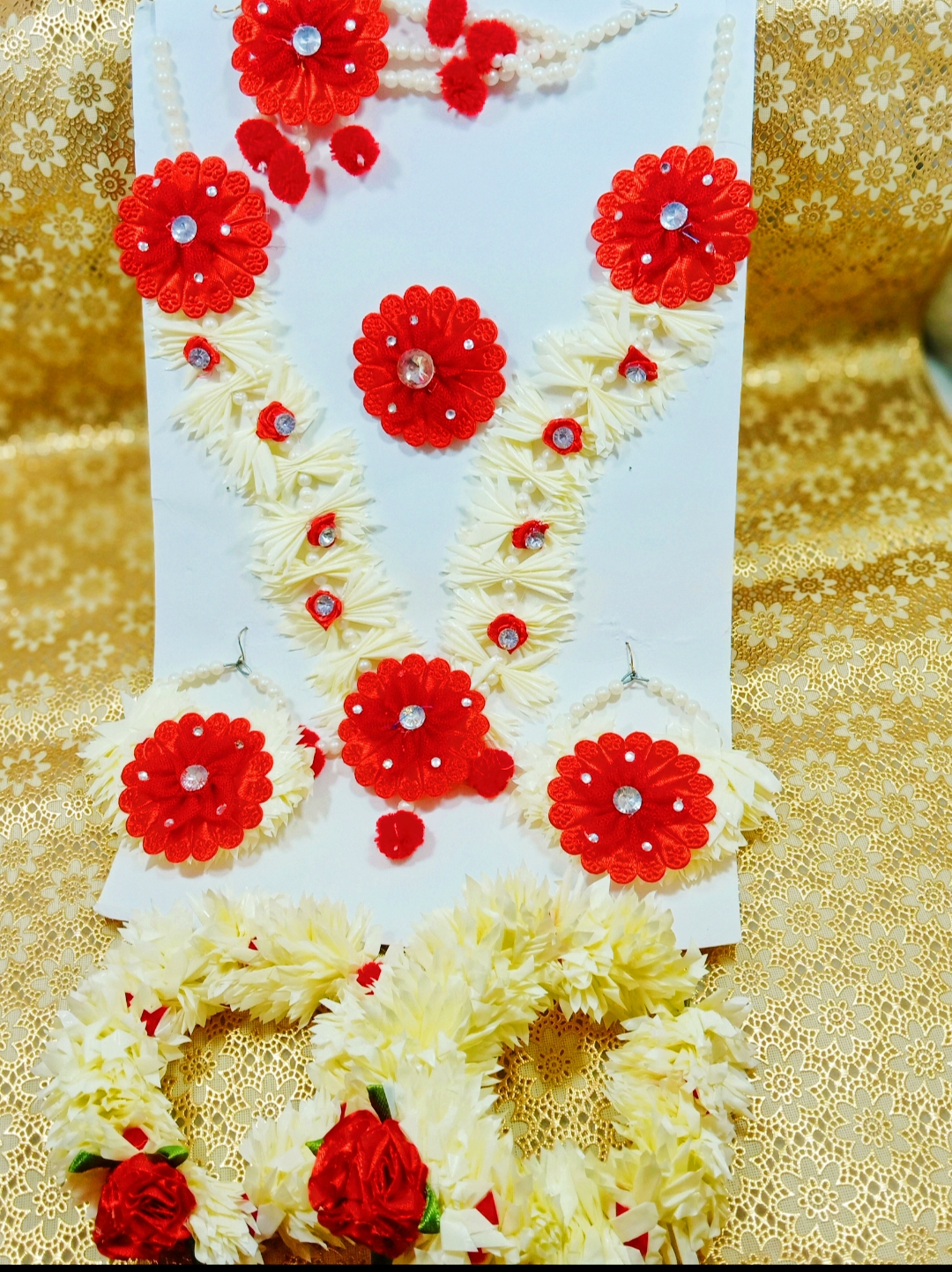 Bridal Wear Gajra set with bridal kangan pair new yellow.