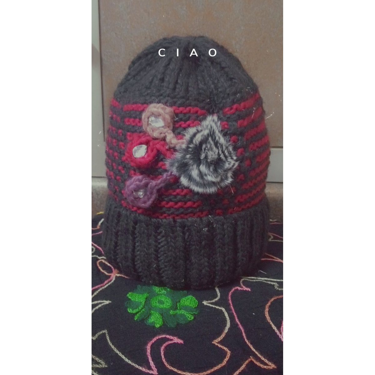 Ladies \u0026 Girls Winter Fancy Caps Topi 