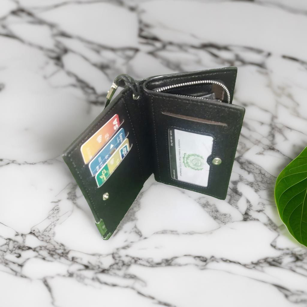 Baellery Short Wallet - Premium High-Quality PU Leather Wallet with Secure Zipper, Compact and Stylish Wallet Design for Men and Women