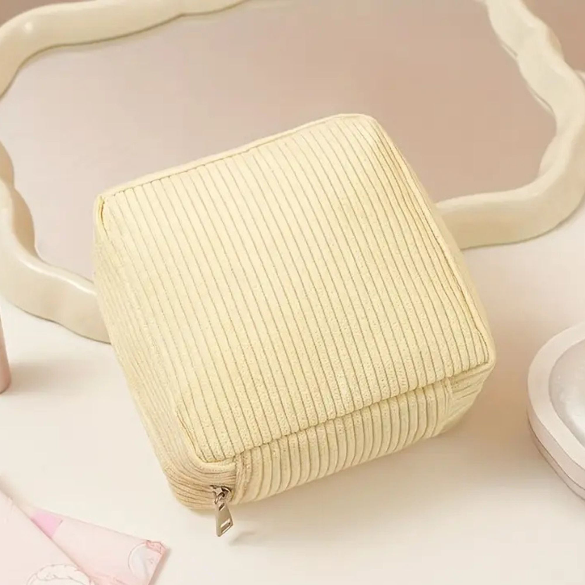 SHE EMPORIUM  Elegant Menstrual Pad Storage Bag - PortabSanitary Napkin Organizer Pouch with Zipper Closure, Compact Travel & Everyday Essentialle s Bag, Available in Pink, purple, Beige - for Women, Gym, Travel,, Work