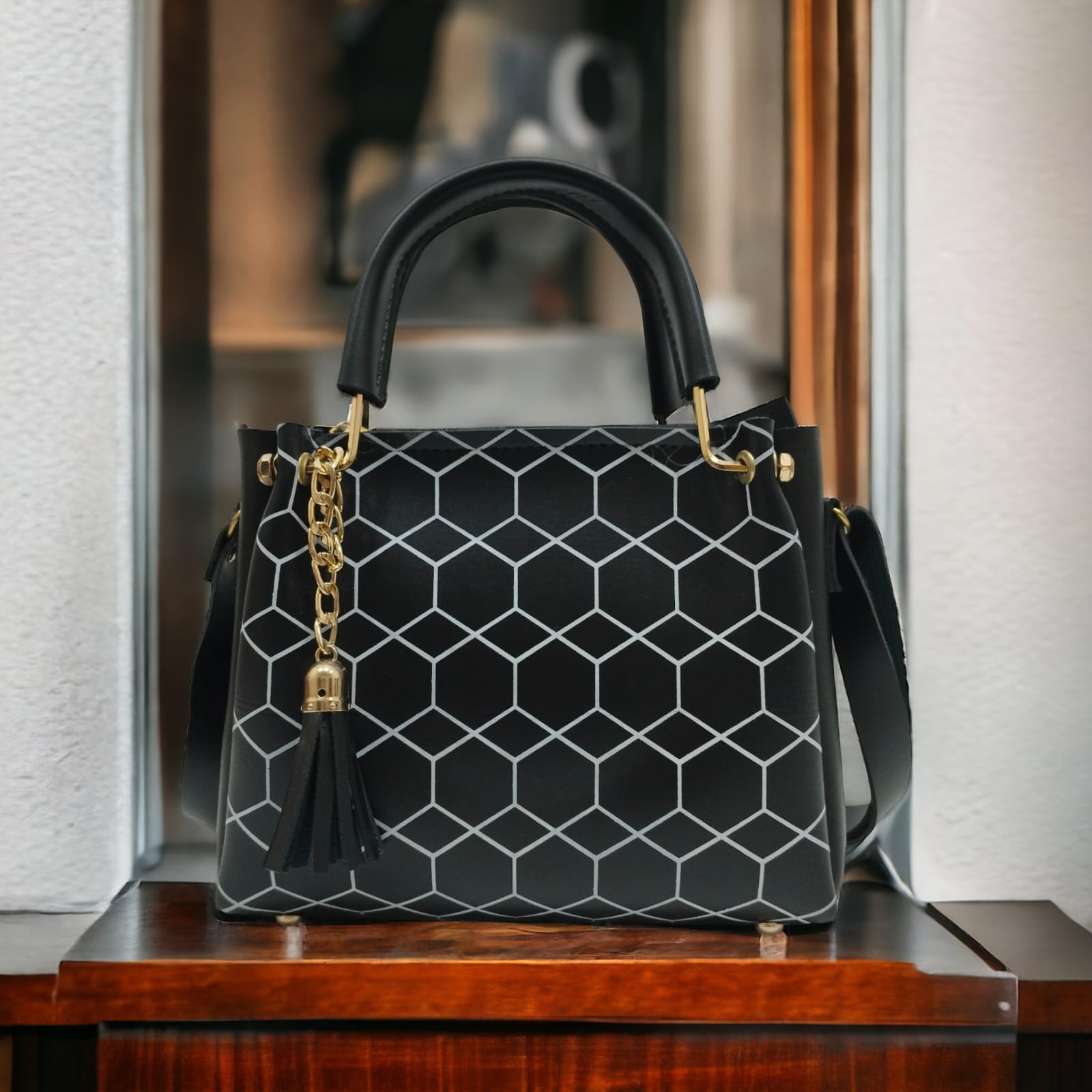 Designer Shoulder Handbag for Girls – Long Belt & Trendy Purse