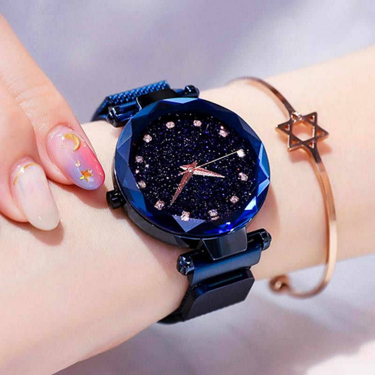 New Laxurius Looking 2020 Magnet Buckle Starry sky Quartz Watches For Girls & Women 21st century Magnetic Chain Belt Analog Watch
