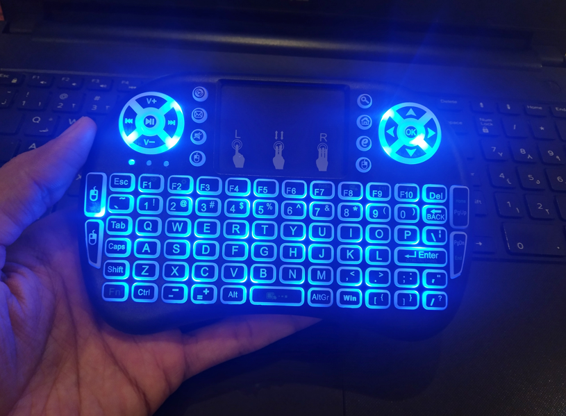 RF 500 - rf500 - RF500 Mini Keyboard For Mobile - small mini keyboard mouse - BACKLIGHT Keyboard - keyboard for LED - Wireless Mini Keyboard - Mini Wireless Keyboard With Touch pad Mouse - Mini Wireless Keyboard with Touchpad,QWERTY Keyboard , LED Backlit
