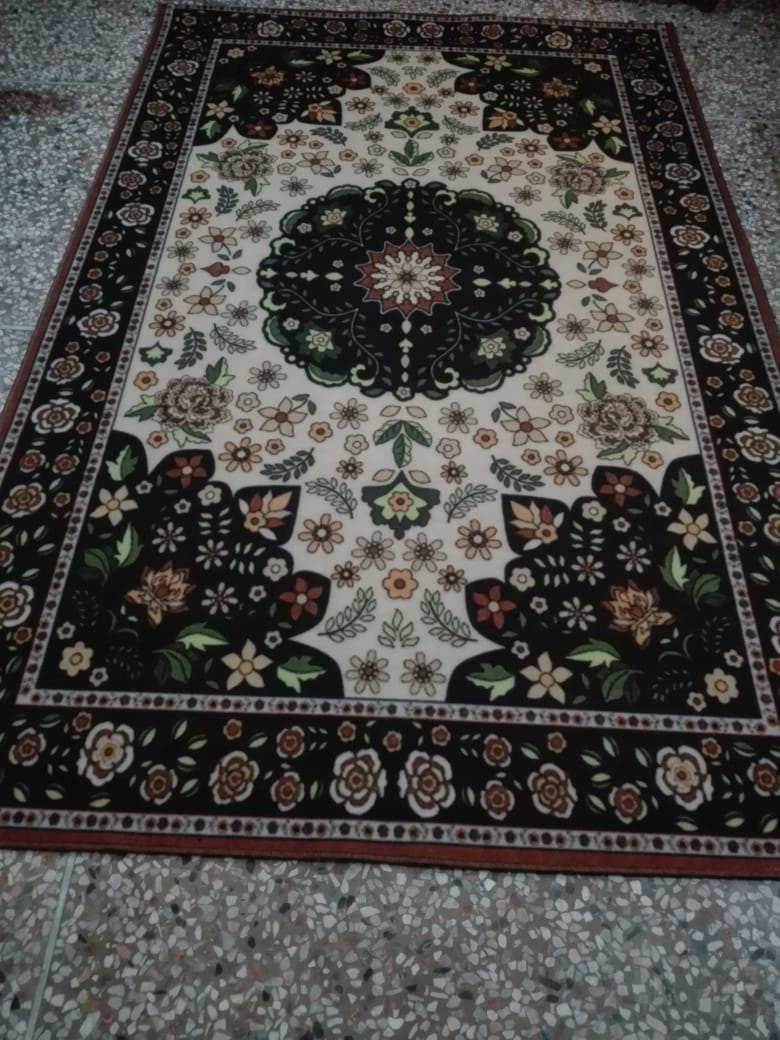 Living Room Carpet 4ft x 6ft, Digital Printed Polyester Microfiber Rug with Felt Protection, Multi-Color Center Piece