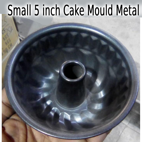 Small 5 Inch Cake Mold Metal Round Shape