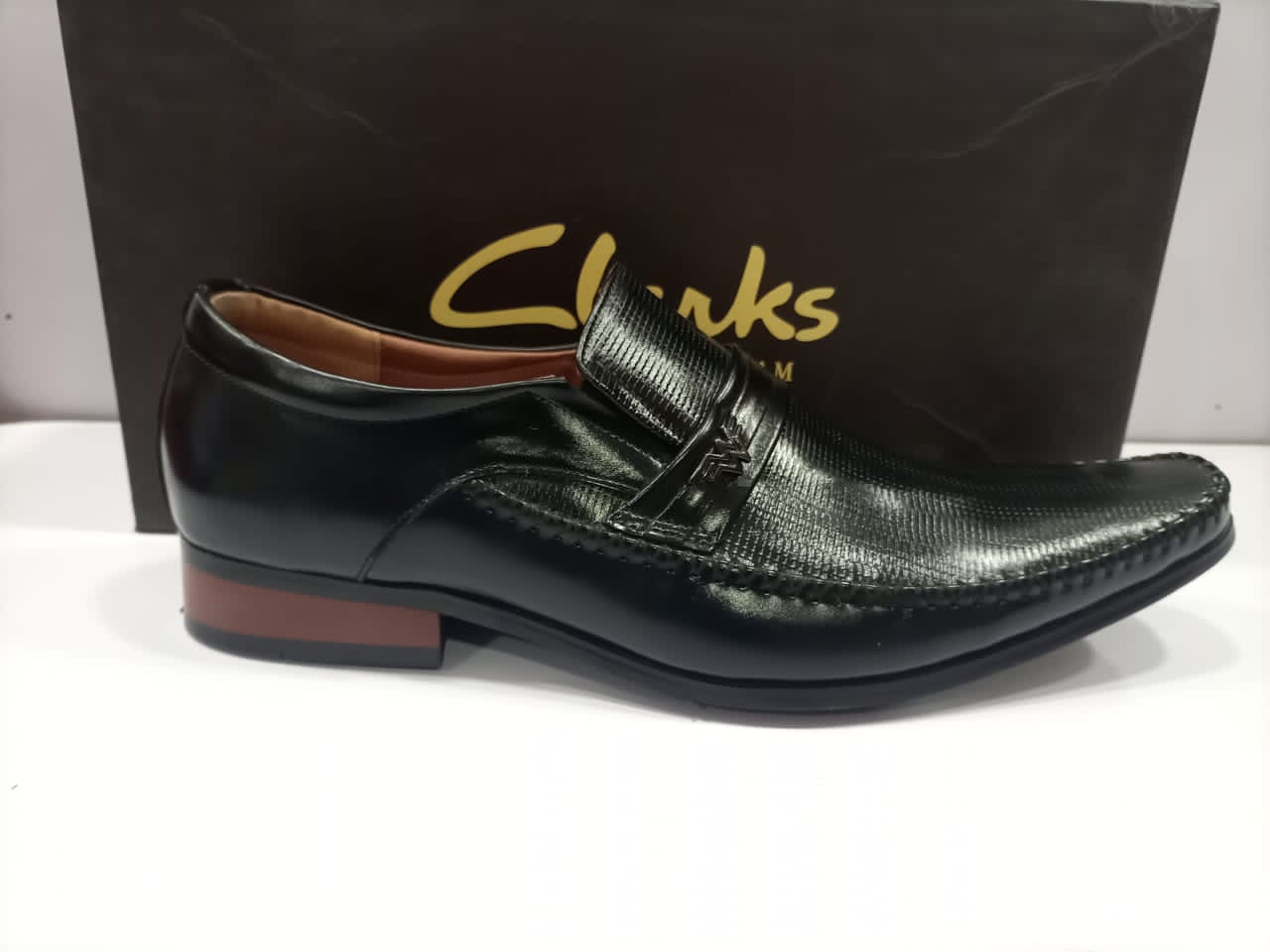 price of clark shoes