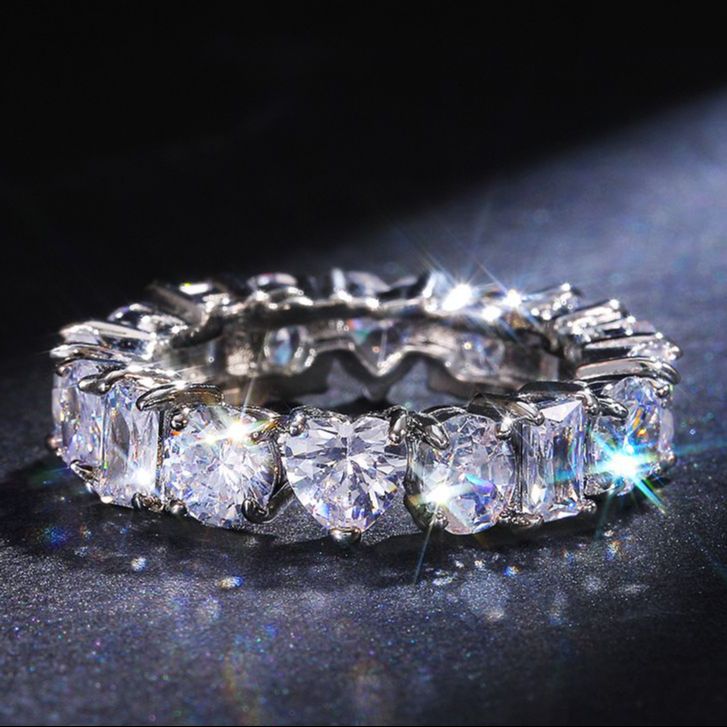 ILU Heart Luxury Wedding engagement Ring for Women