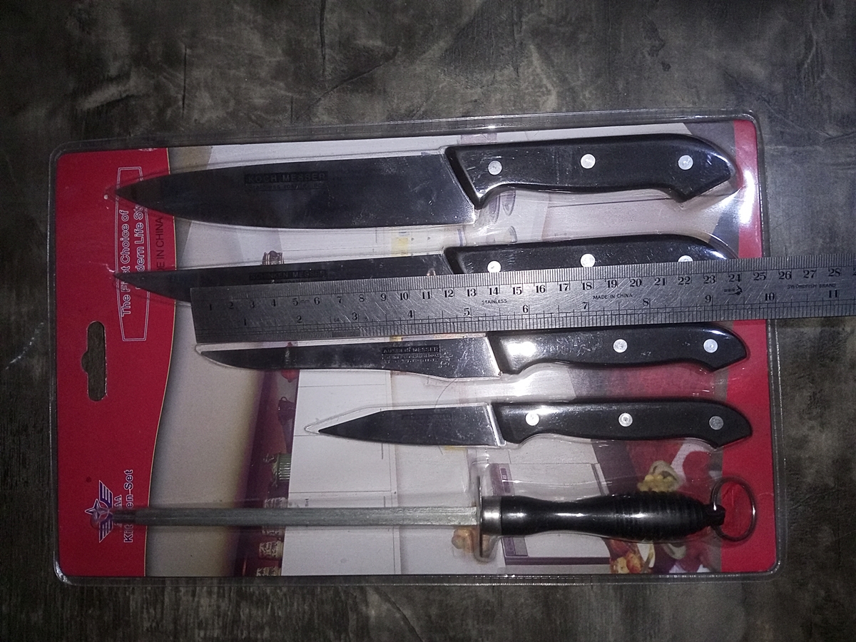 Kitchen Knife Set 4 Stainless Steel Knives + 1 Sharpener