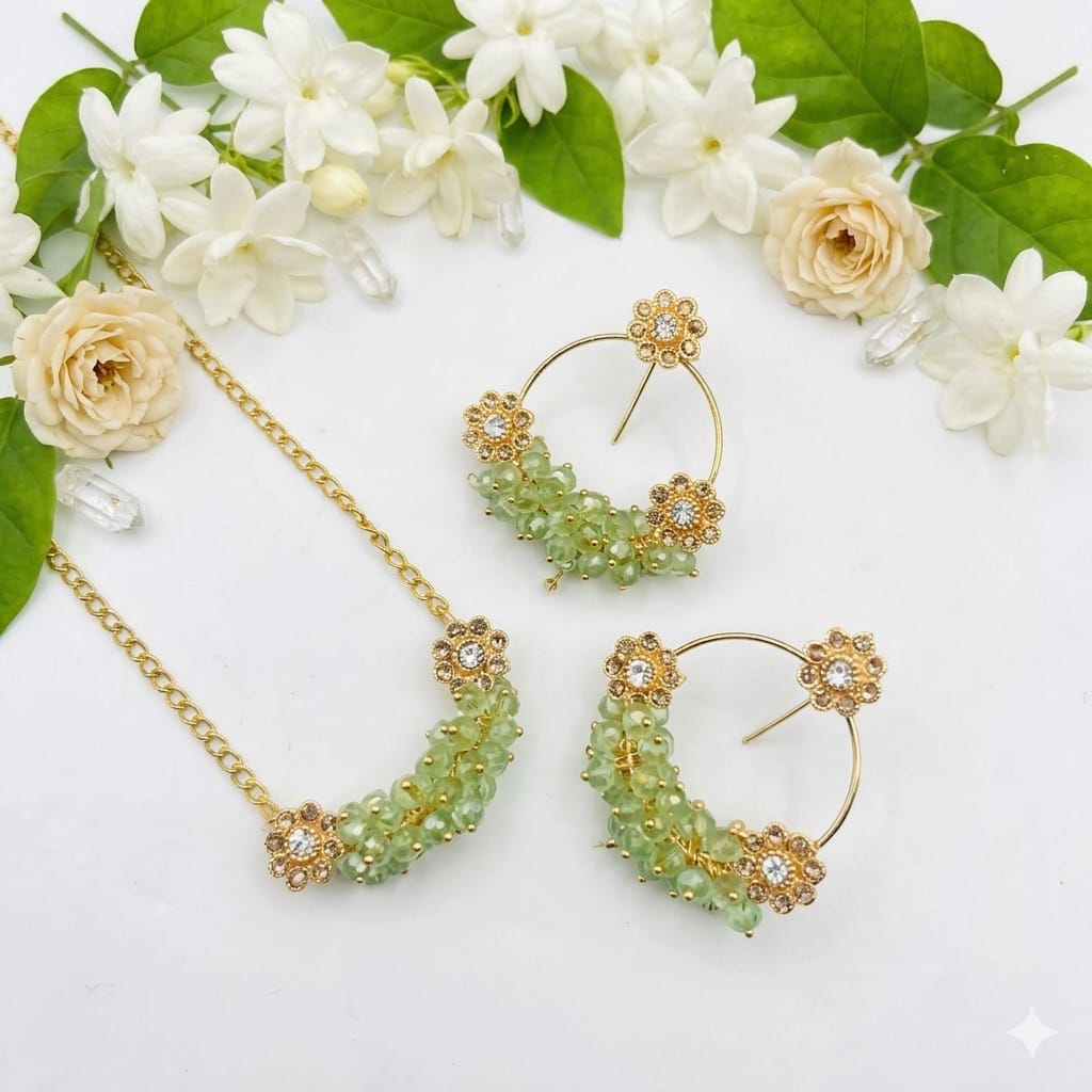 Crystal Gajra  Set  New stylish Long lasting polish